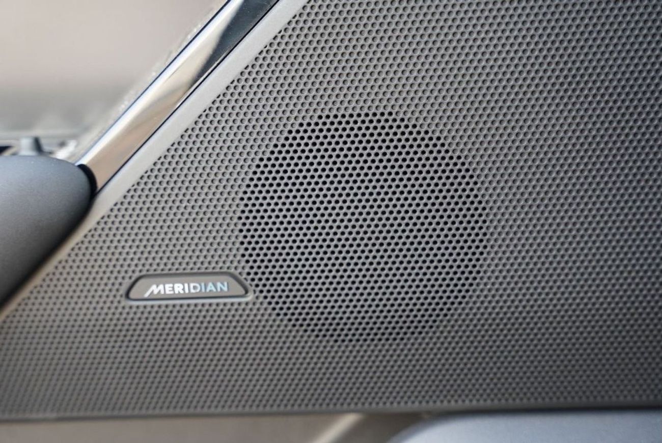 Land Rover Range Rover Velar 2024 Rang Rover Velar Dynamic 2.0L AWD White 0Km