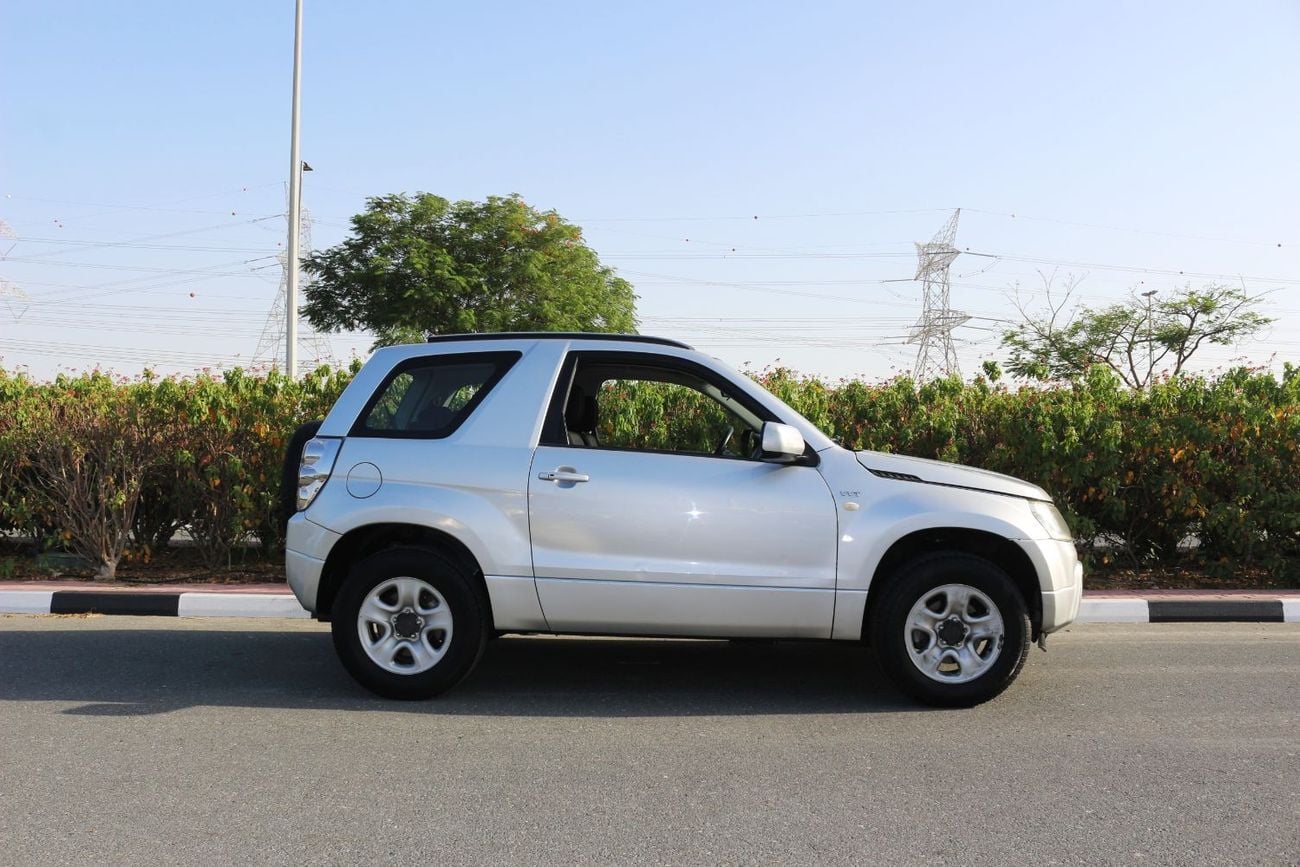 Suzuki Grand Vitara Suzuki Grand Vitara 4x4 Gulf space  2 Door Full Automatic 2009