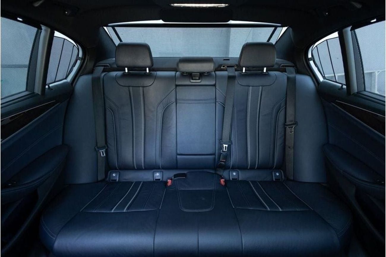 BMW 530i M Sport 2.0L BMW 530i M-Sport 2017 GCC under Warranty with Flexible Down-Payment.