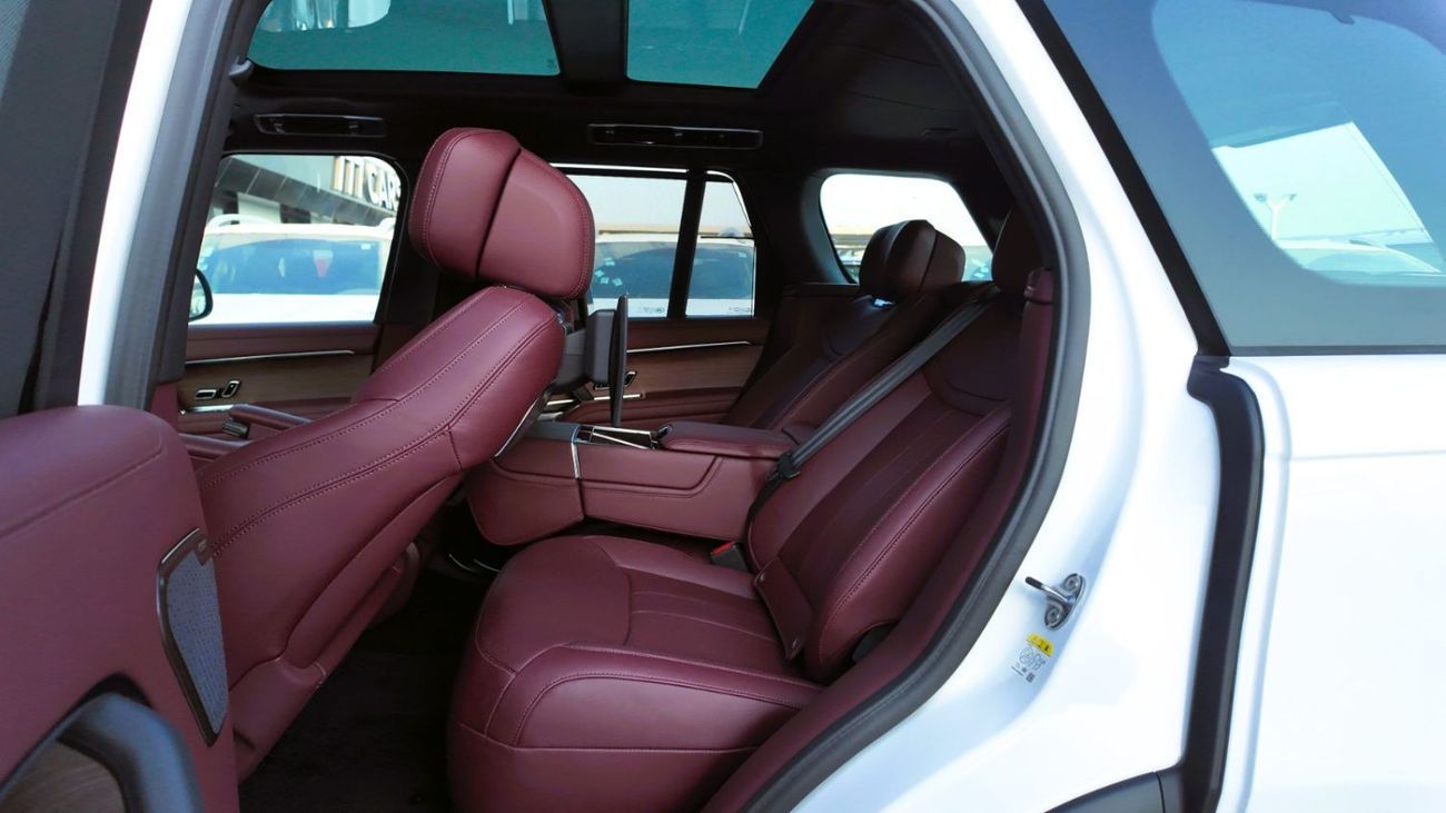 لاند روفر رينج روفر Autobiography P530 | Pearl White | Black Roof | Burgundy Interior | Shadow Exterior Package | GCC Sp