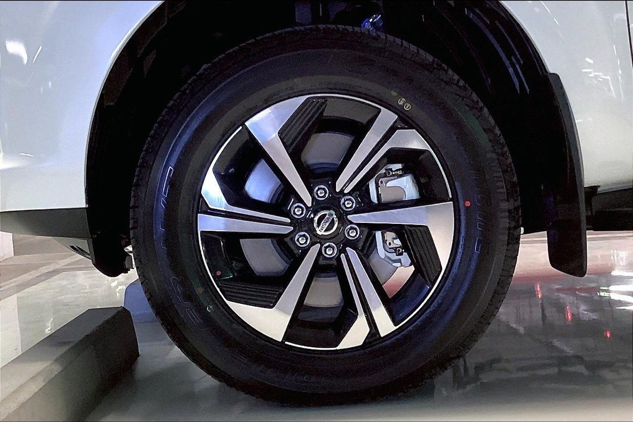 Nissan XTerra Platinum | Guaranteed Warranty | 0 Down Payment