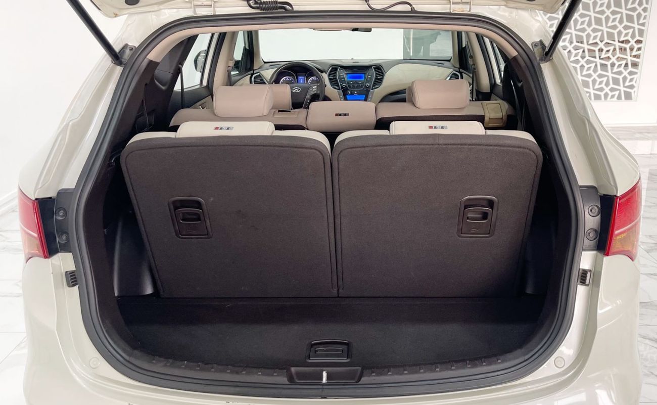 Hyundai Santa Fe GLS 3.3L-6CYL GCC SPECIFICATION