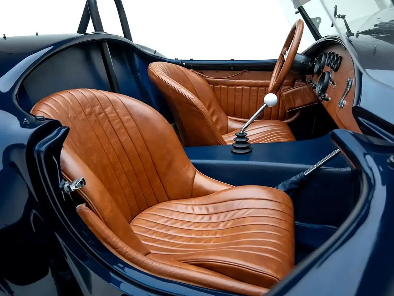 Ford Shelby Cobra MK III Superformance ( V8 Coyote + Whipple-supercharged )