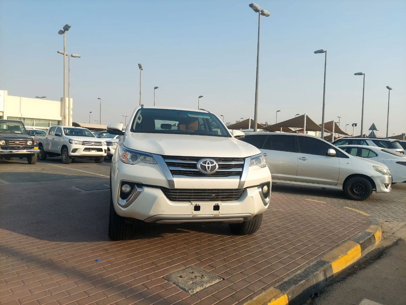 Toyota Fortuner 2.7L PETROL AUTOMATIC TRANSMISSION