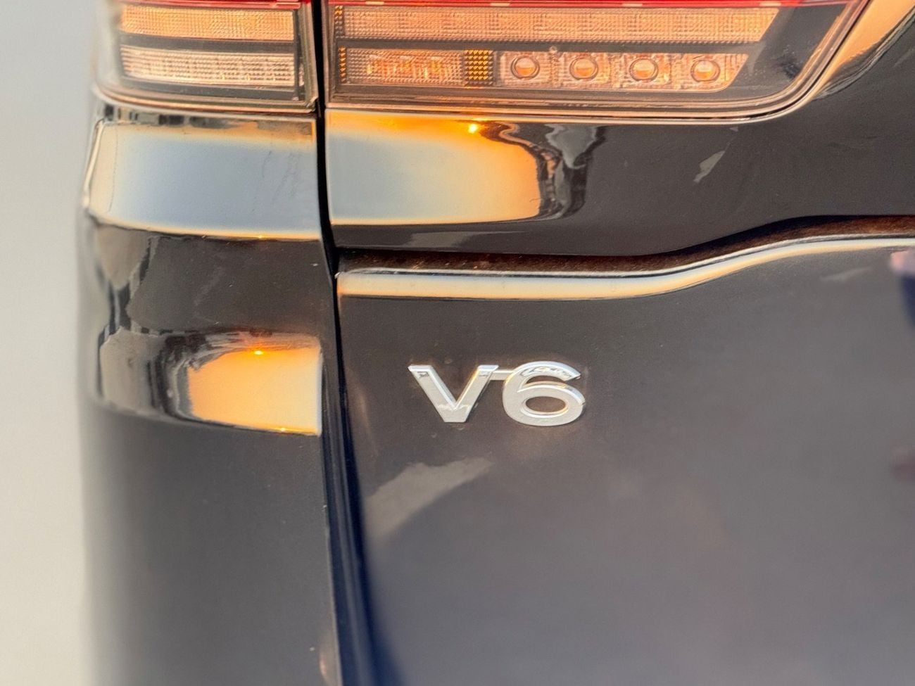 Toyota Land Cruiser GXR+ 4.0L Toyota landcuriser GXR V6 + 4.0L years 2018 full option petrol