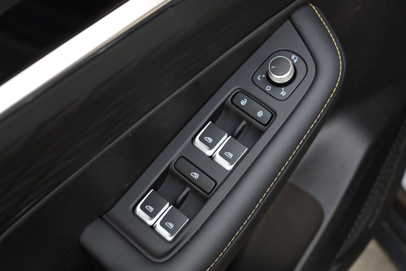 Geely Coolray 1.5TD DCT Starlight Edition