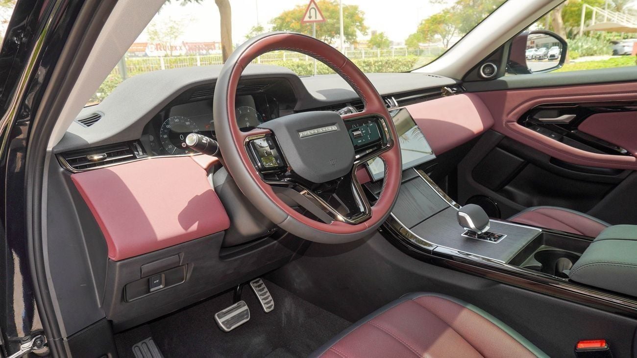 لاند روفر رانج روفر إيفوك SE P250 DYNAMIC 2025!! FIVE YEARS WARRANTY!! THREE YEARS SERVICE CONTRACT