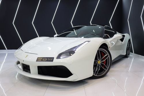 فيراري 488 Ferrari 488 GTB 2017, Bianco Avus Exterior, Passenger Display, Very Low KM, GCC Spec!!
