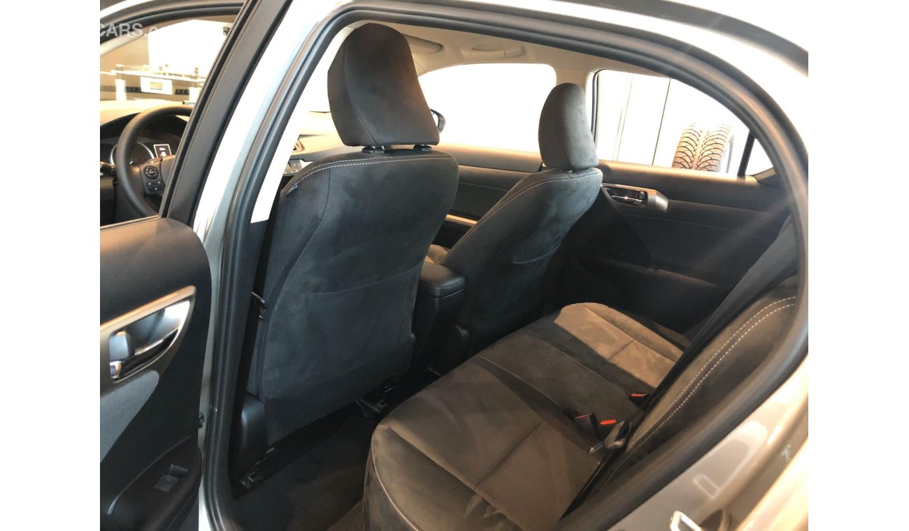 Lexus CT 200h 2020/EXPORT/PREMIUM