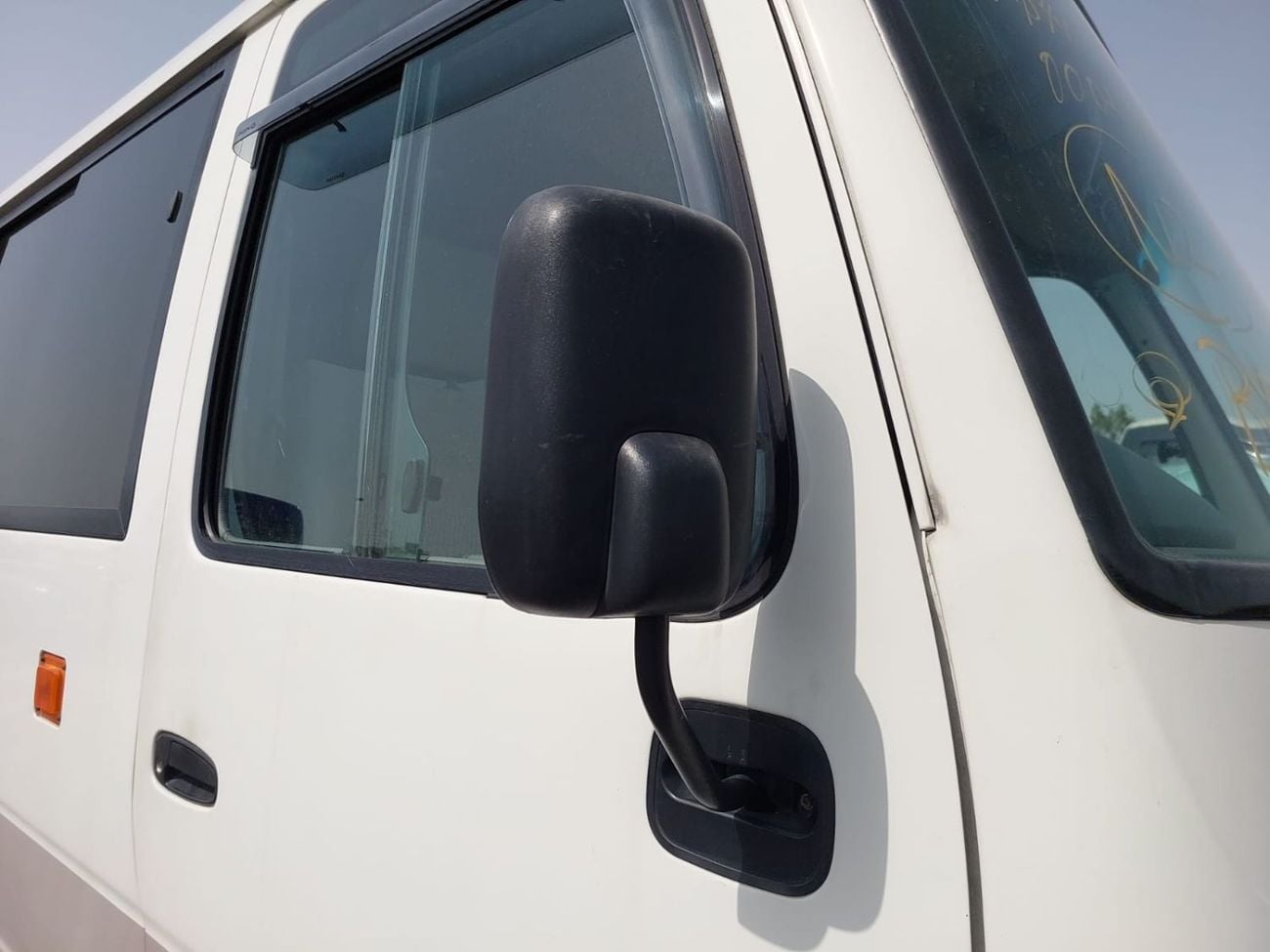 تويوتا كوستر (RAMADAN OFFER) TOYOTA COASTER BUS RHD 2012 MODEL 4.0 L DIESEL MANUAL(PM02428)