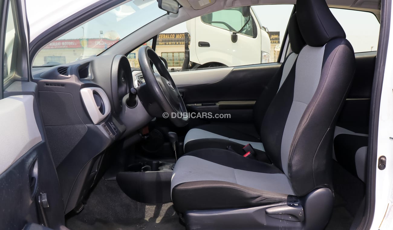 Toyota Yaris 2014