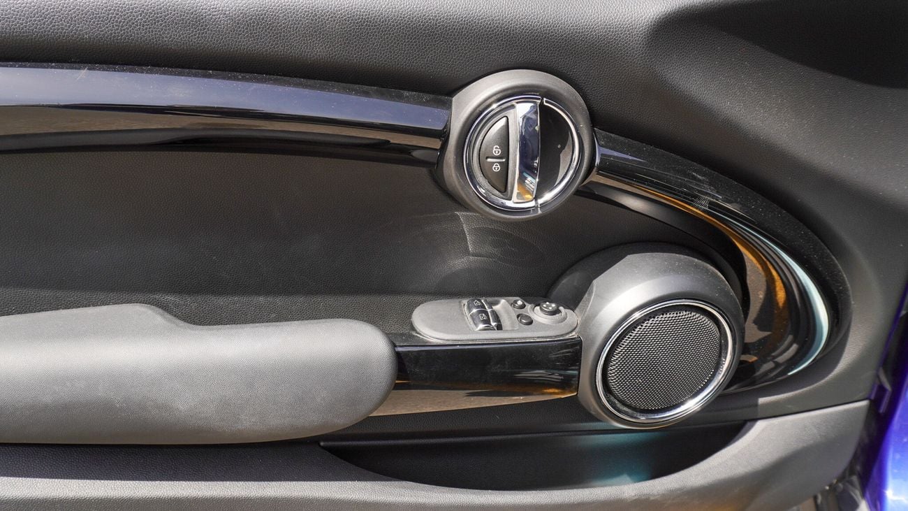 Mini Cooper Std 1.5L (4 Seater)