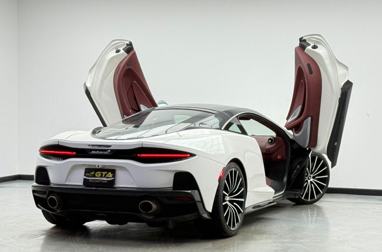 McLaren GT 2020 McLaren GT, Full Service History, Very Low Km, Excellent Condition, Canadian