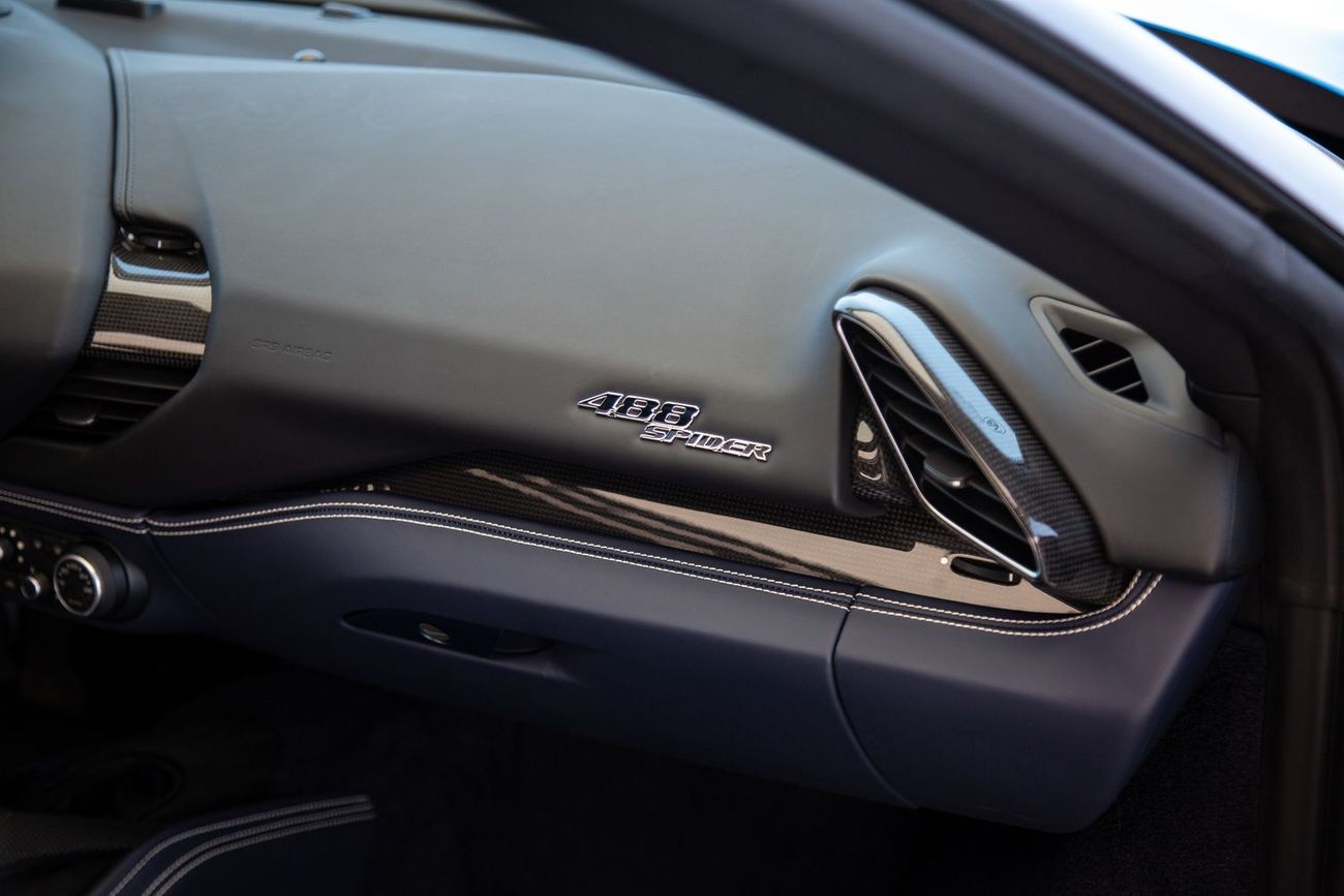 Ferrari 488 Spider 3.9L