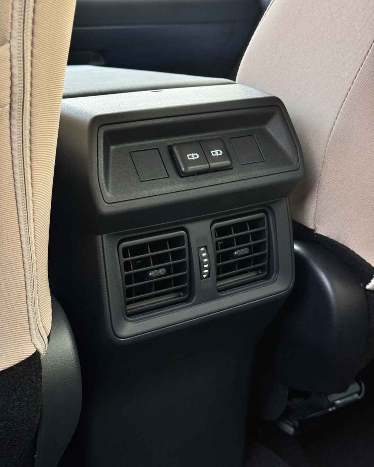 تويوتا راف ٤ XLE 2.0L AWD 2026 MODEL | GCC Specs | Brand New