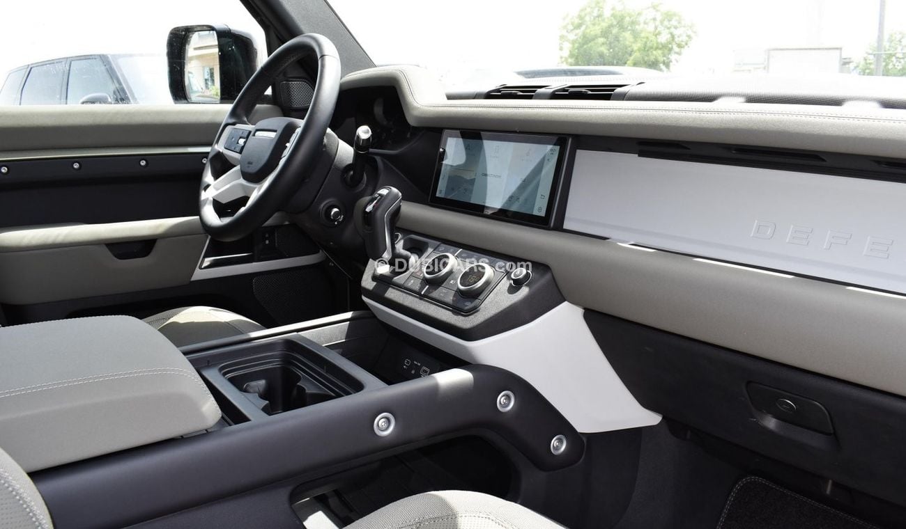 لاند روفر ديفندر D240 SE