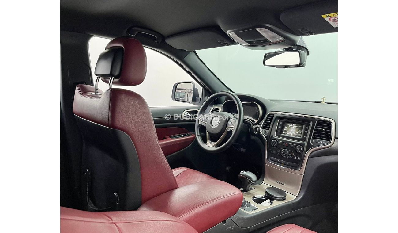 Jeep Grand Cherokee 2015 Jeep Grand Cherokee Laredo, Full Jeep Service History, Low Kms, GCC Specs