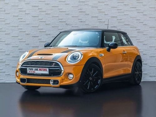 Mini Cooper S AED 1,101 PM • COOPER S JCW • OFFICIAL MINI AGENCY SERVICE PLAN UNTIL 27/02/2025