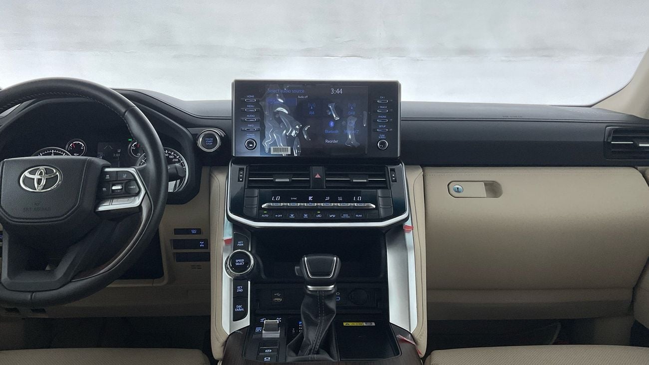 Toyota Land Cruiser GXR | upto AED 20,000 Ramadan Discount | Guaranteed Warranty | 0 Down Payment