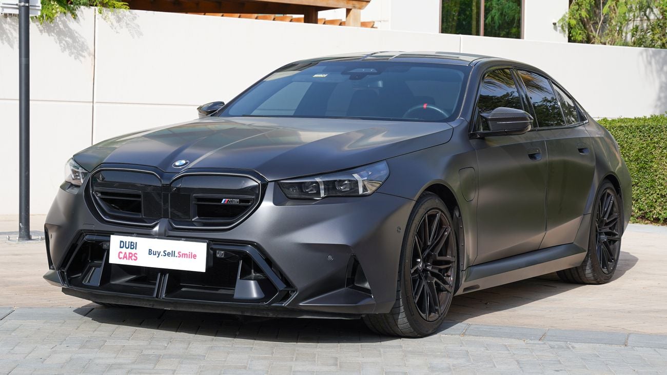 بي أم دبليو M5 200k km warranty worldwide transferable (valid at any BMW dealer) 17/10/2029 | exterior and interior