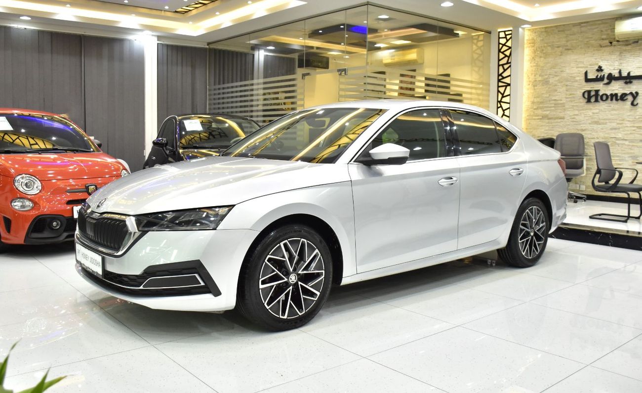 سكودا أوكتافيا EXCELLENT DEAL for our Skoda Octavia ( 2021 Model ) in Silver Color GCC Specs