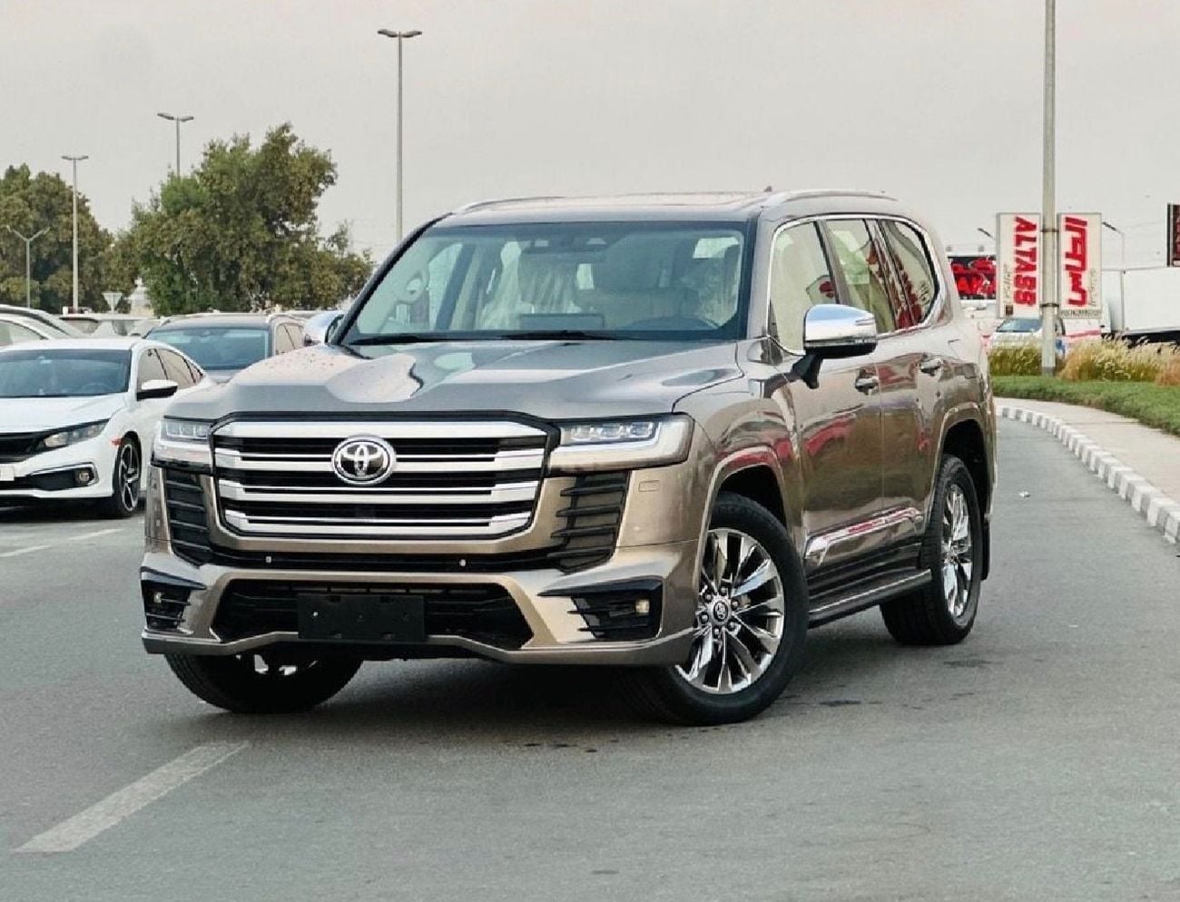 تويوتا لاند كروزر 2023 Model GXR V6 LC300 Full Option Car Very Clean And Perfect Condition