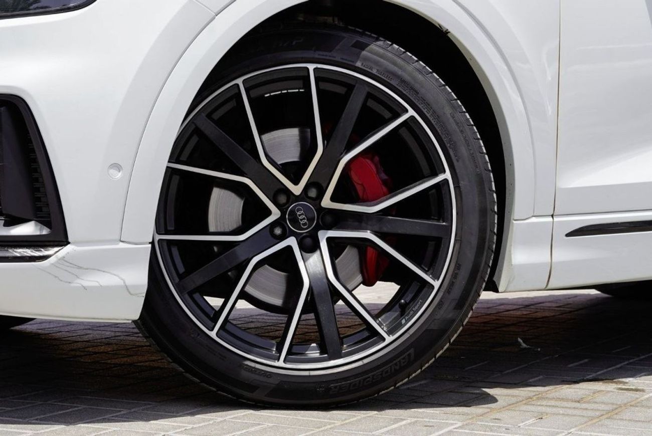 أودي Q8 55 TFSI quattro S-لاين