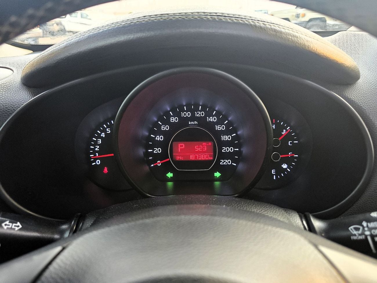 Kia Soul LX USED KIA SOUL 1.6L A/T FWD GCC White Color 2017