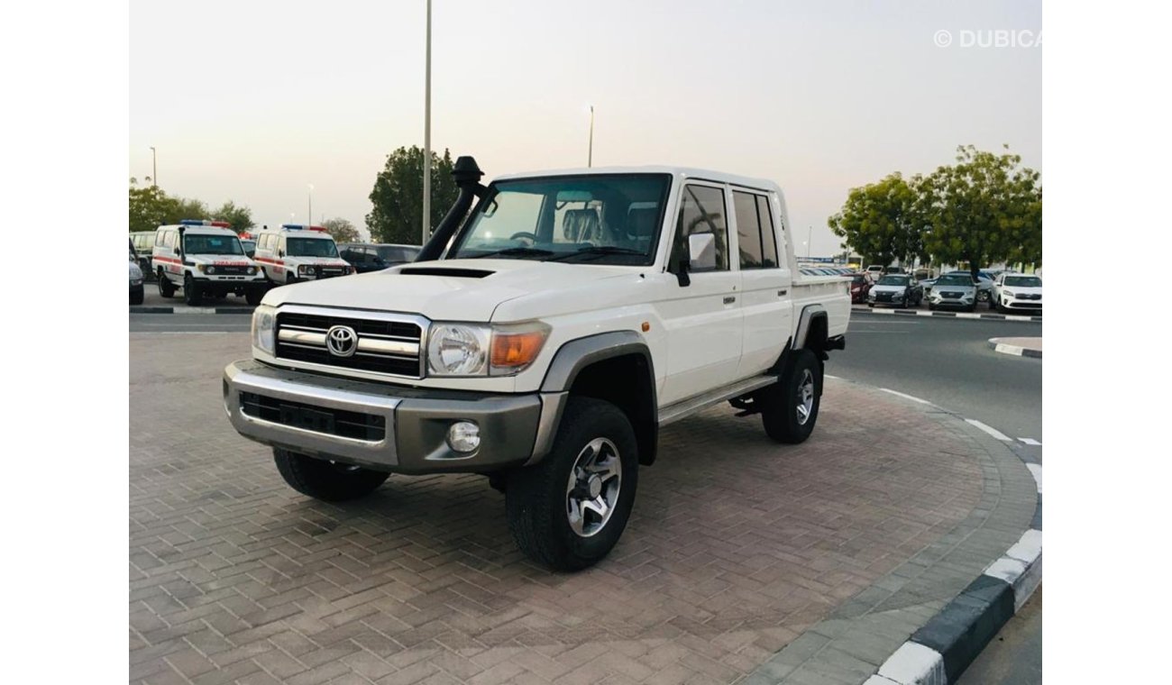 Toyota Land Cruiser Pick Up