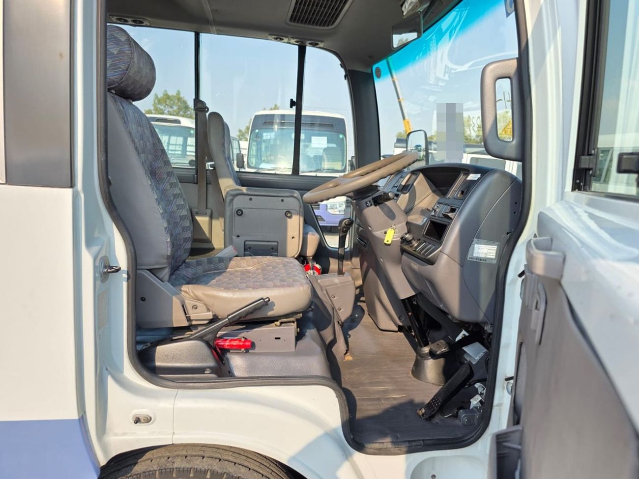 Nissan Civilian NISSAN CIVILIAN BUS RHD 2001 MODEL 4.1 L DIESEL AUTOMATIC(PM05297)