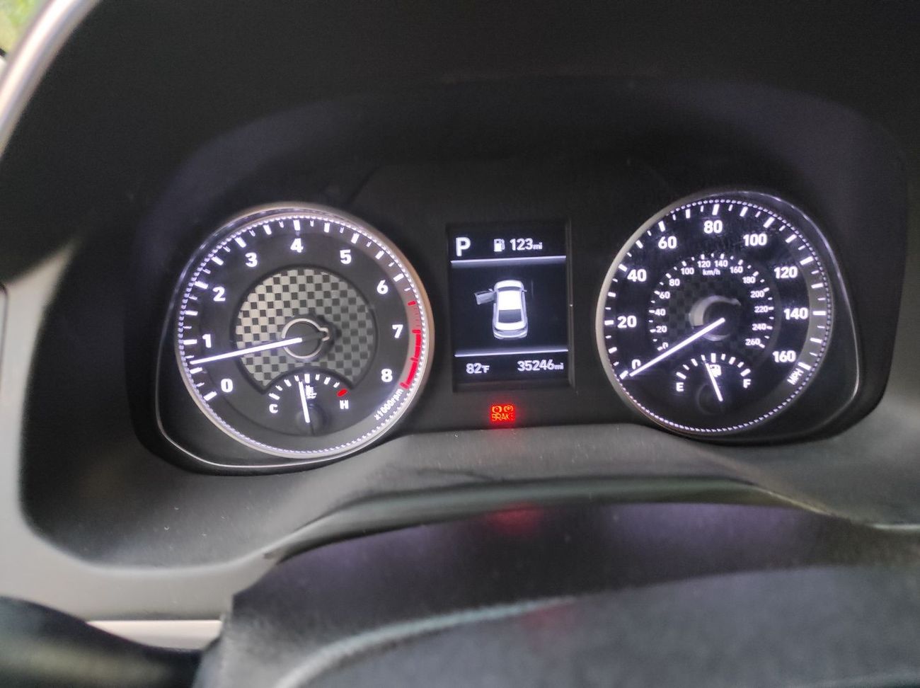 هيونداي إلانترا Comfort 2.0L Hyundai Elantra 2020 2.0 usa full automatic