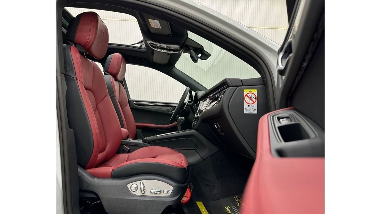 Porsche Macan *Brand New* 2024 Porsche Macan S, 2026 Porsche Warranty, Full Options, Delivery Kms, GCC