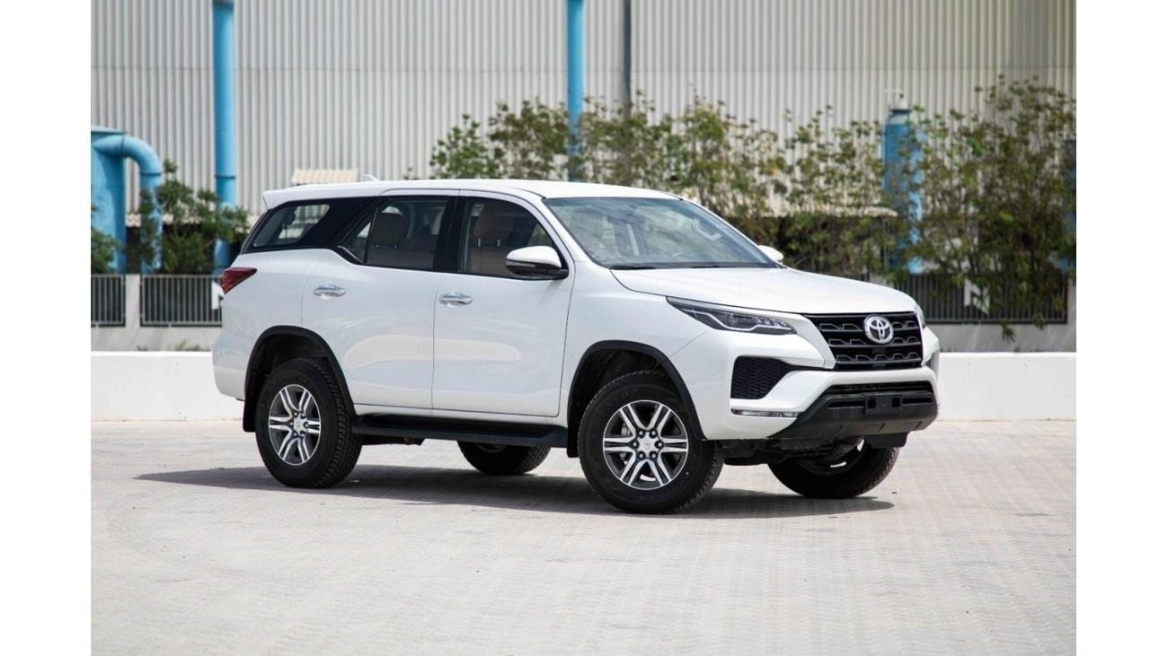 Toyota Fortuner 2023 Toyota Fortuner 2.7 4X4 Low 17 AL - White Pearl inside Chamois | Export Only