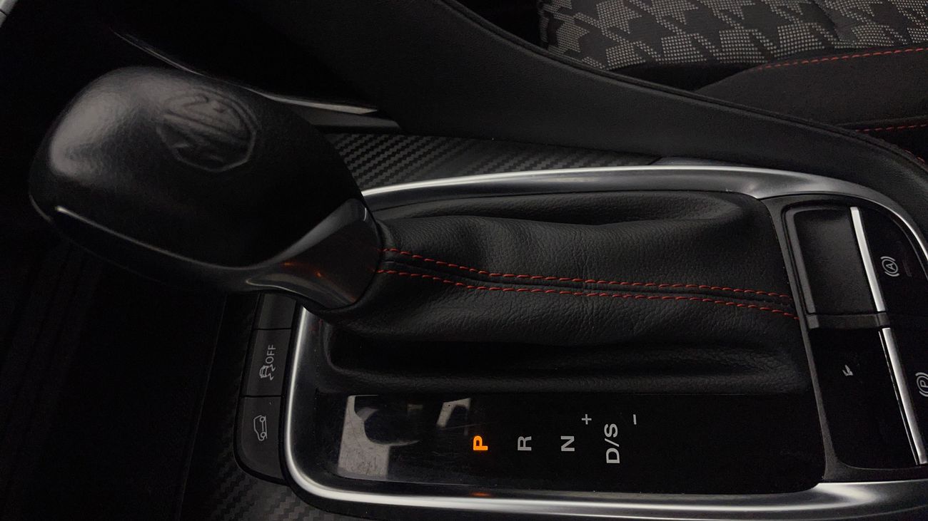 أم جي ZS STD 1.5 | بدون دفعة مقدمة | اختبار القيادة في المنزل