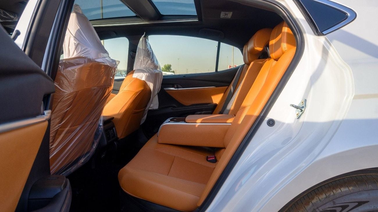 تويوتا كامري كامري لوميرا هايبرد صنع ياباني مواصفات خليجي