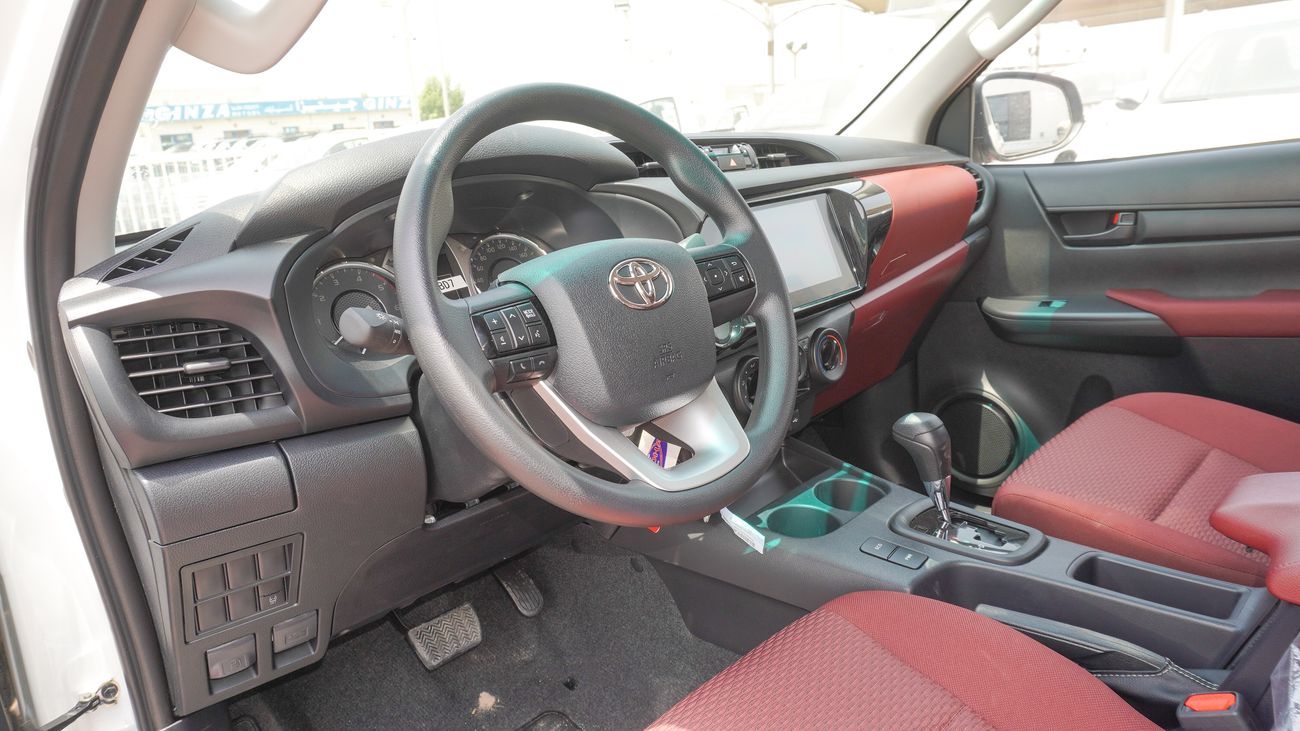 Toyota Hilux 2.4L Diesel A/T