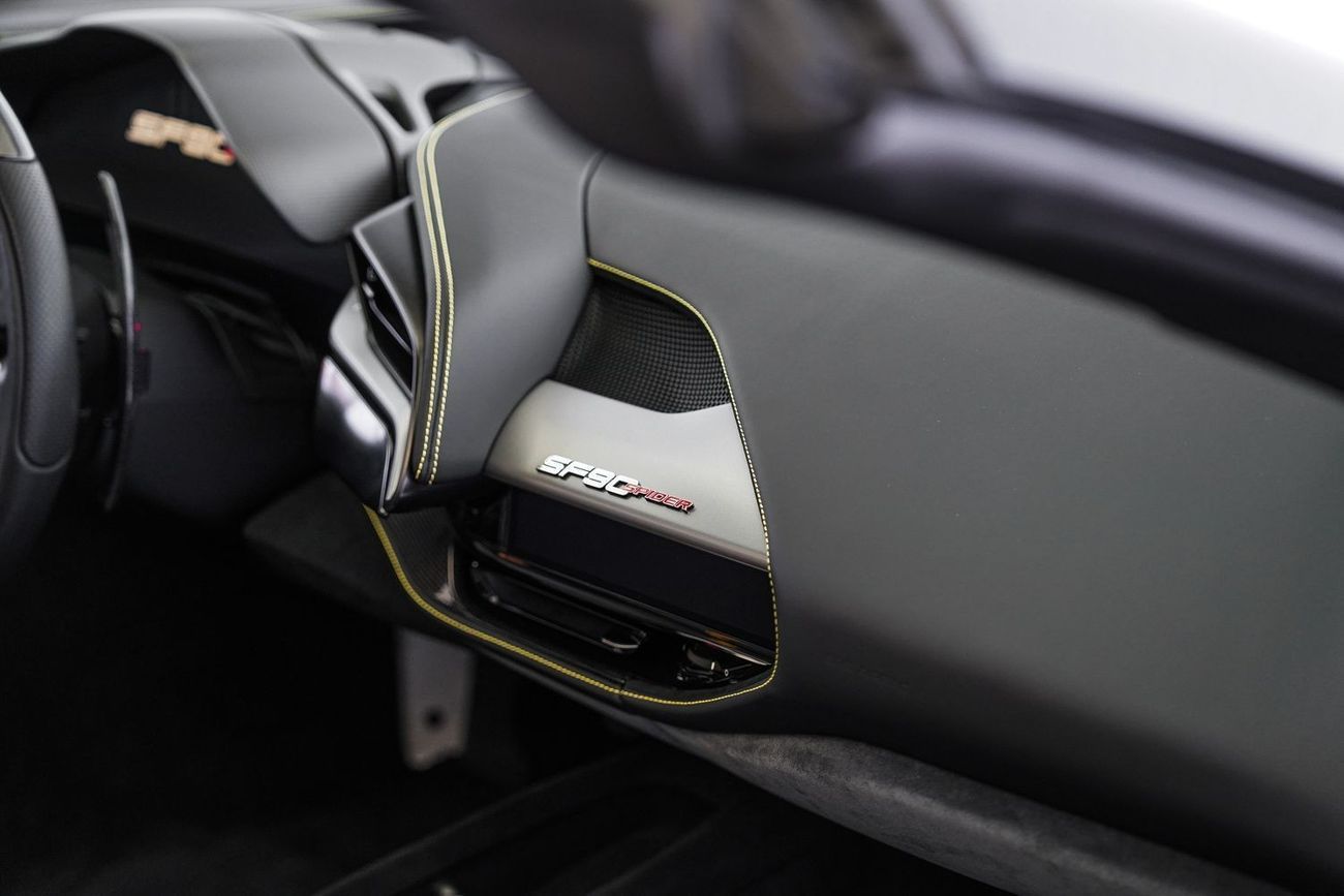 Ferrari SF90 Spider Ferrari SF90 Spider Assetto Fiorano