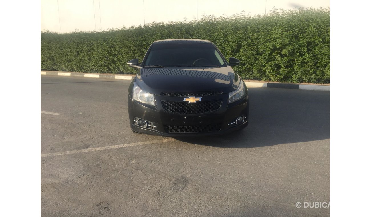 Chevrolet Cruze Chevrolet Cruze Full Option 2012  GCC  Car finance services on banks