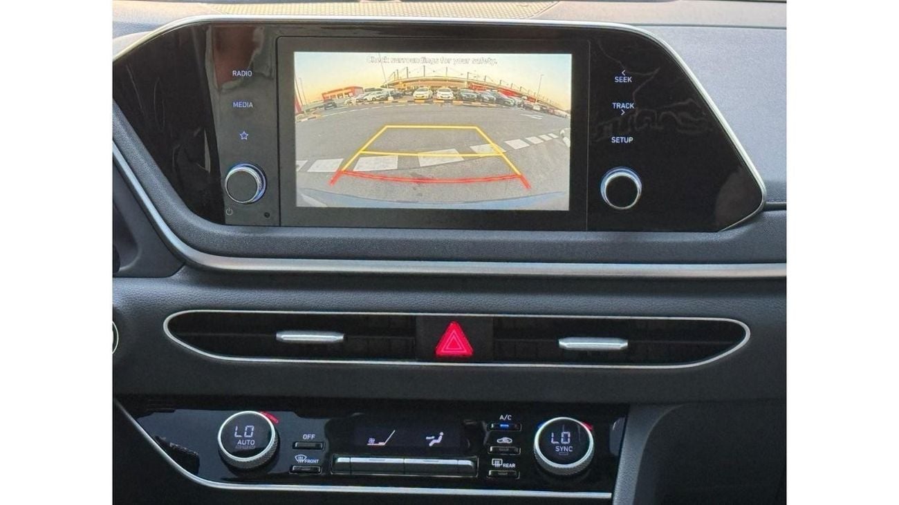 هيونداي سوناتا HYUNDAI SONATA 2020 GCC 2.5L FULL OPTIONS UNDER WARRANTY WITH AGENCY SERVICE CONTRAC