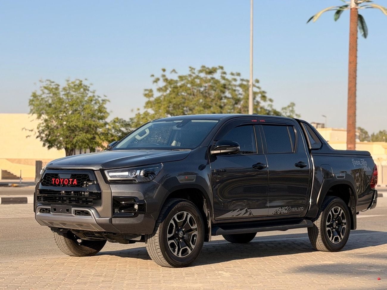 Toyota Hilux Rugged X GR