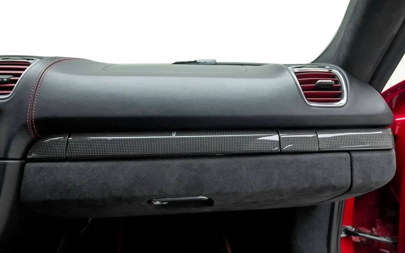 Porsche Cayman GT4 - GCC Spec