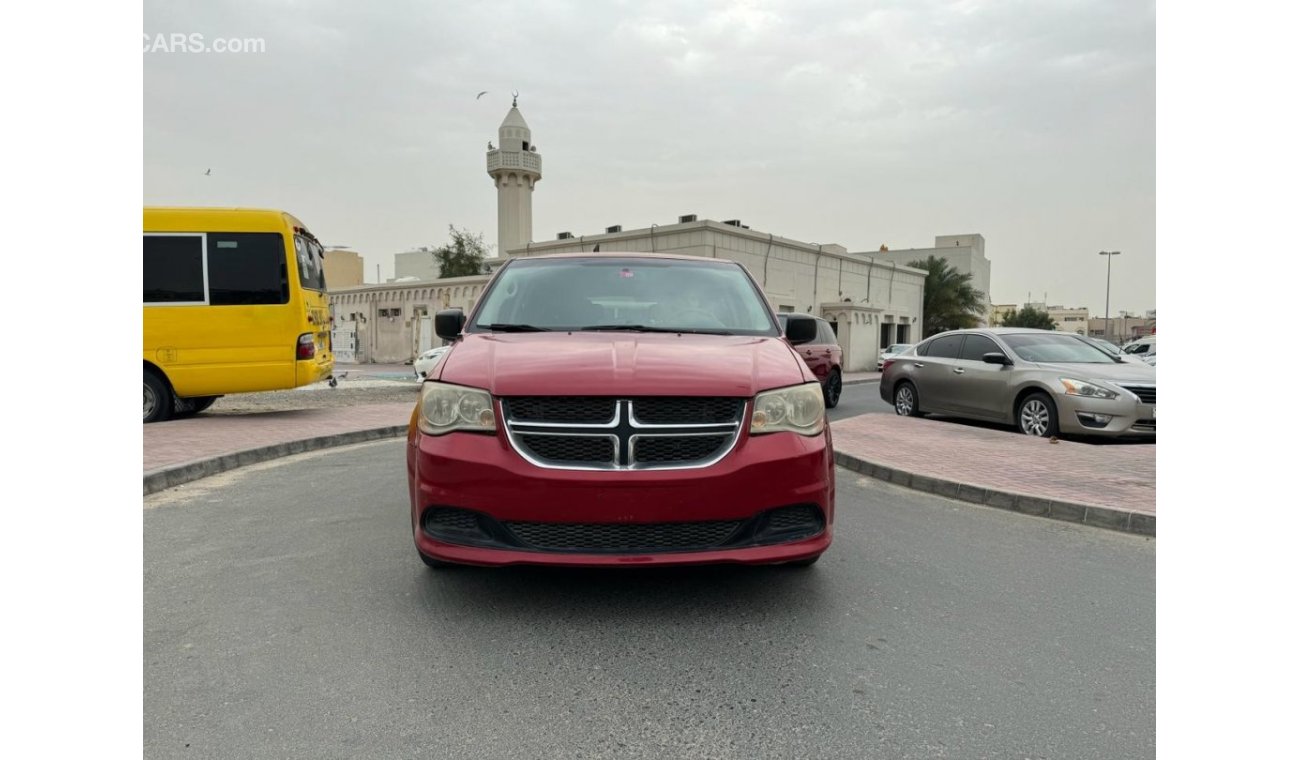 دودج جراند كارافان VERY CLEAN CAR LOW MILAGE