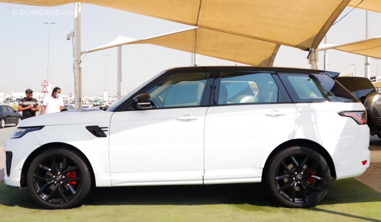 Land Rover Range Rover Sport SVR