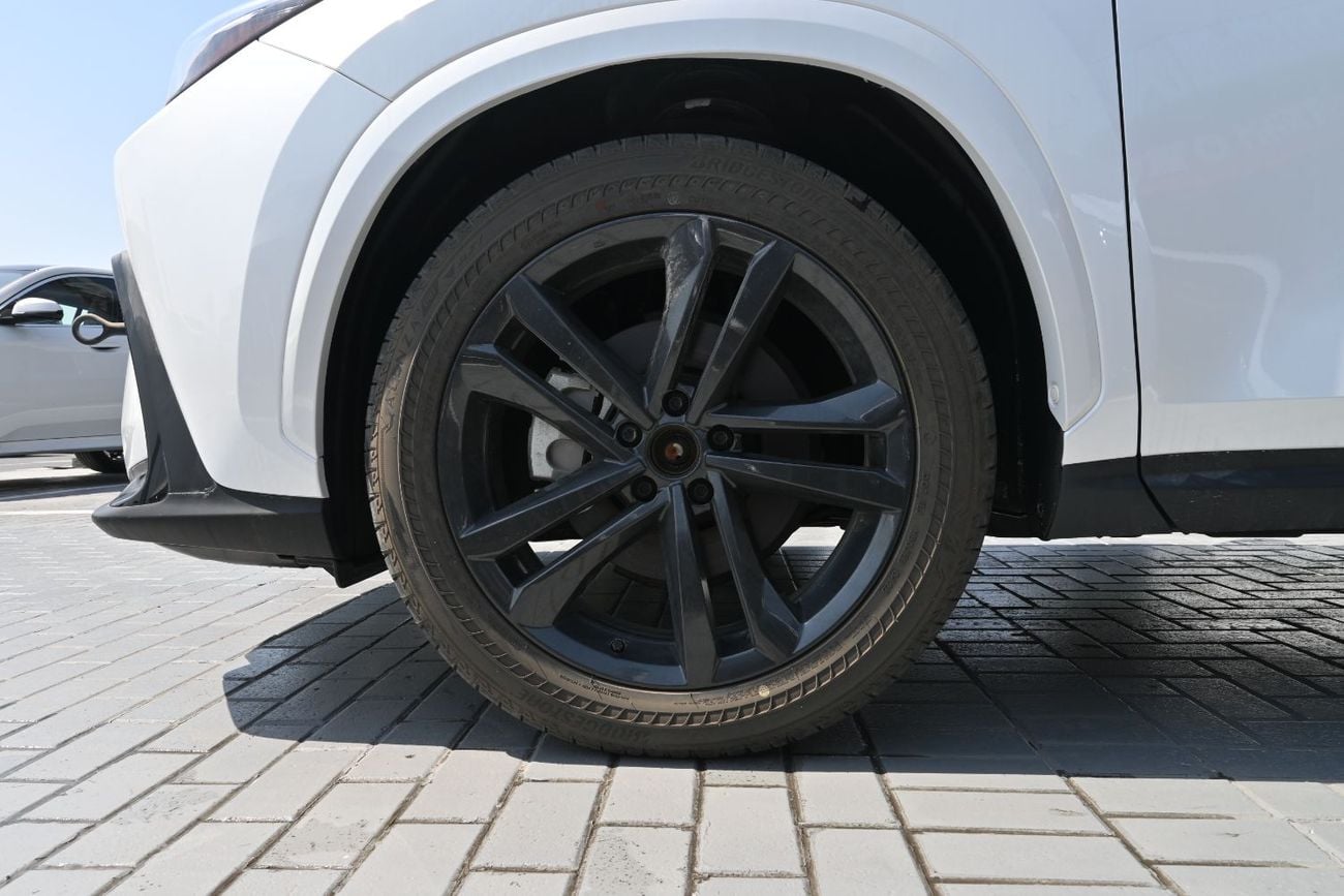 Lexus NX350h Std 2.5L Lexus NX350h 2.5L Hybrid Petrol AWD Model 2025