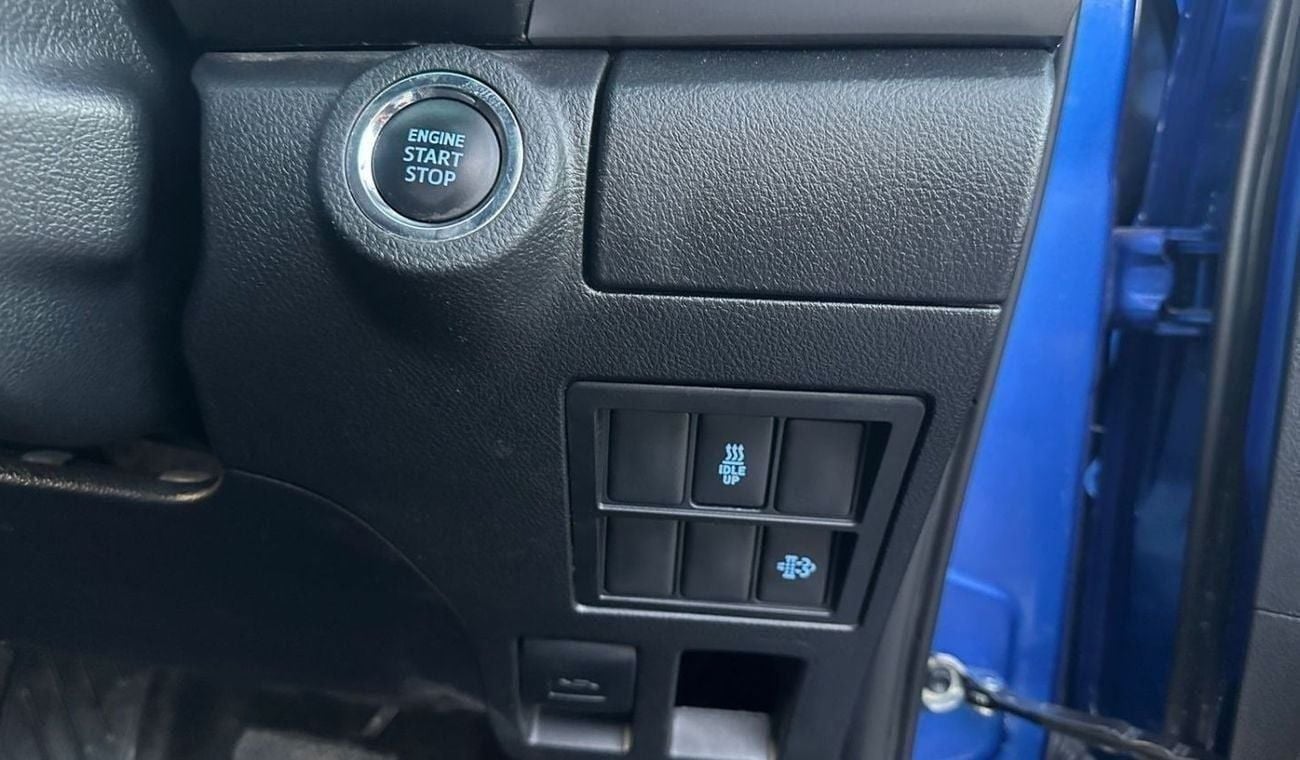 Toyota Hilux SR5 RHD 2.8 DIESEL AUTO LEATHER ELECTRIC SEATS
