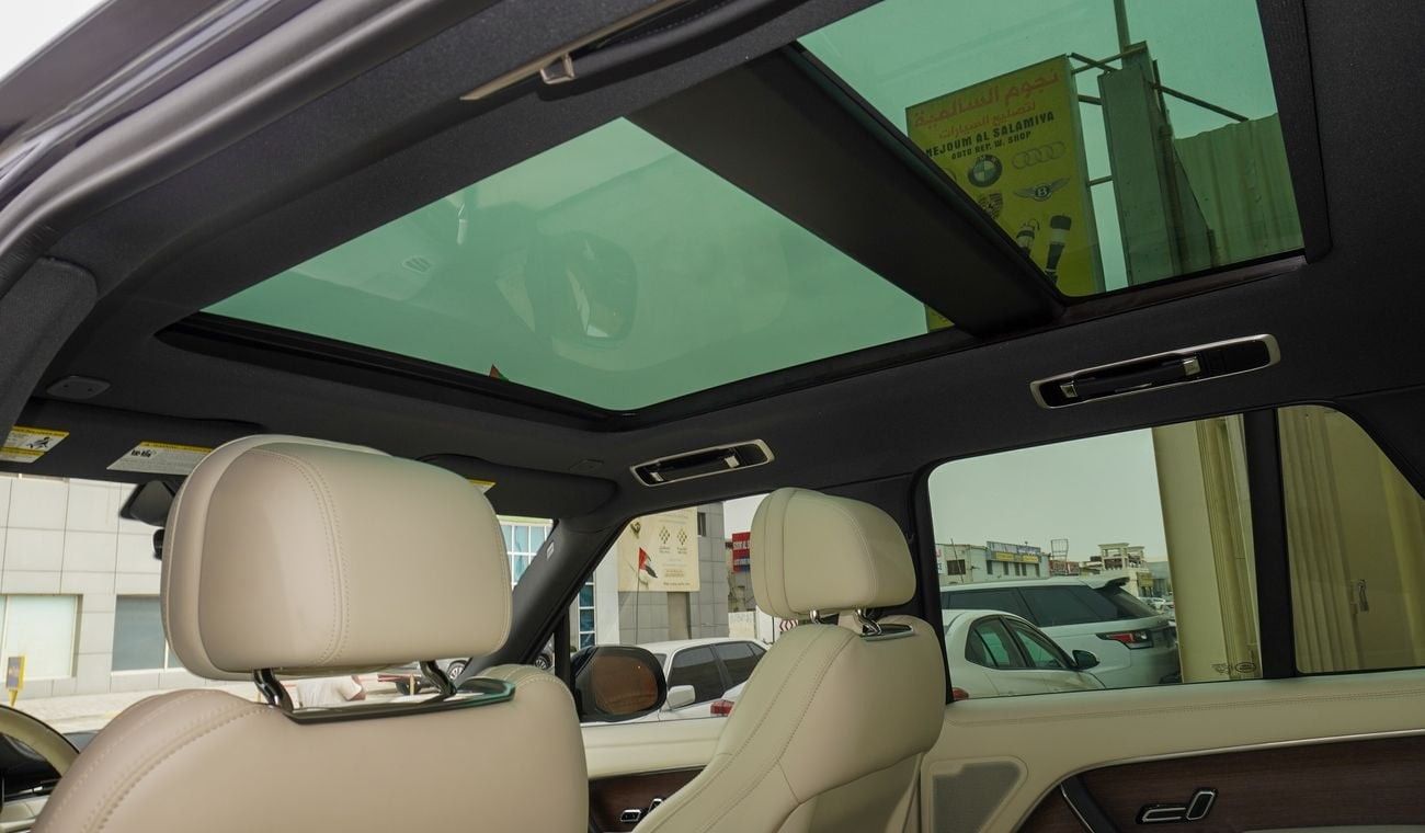 Land Rover Range Rover SE P400 V6 Hybrid TURBO