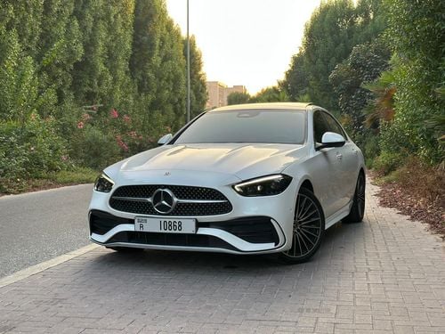 مرسيدس بنز C 200 2024 | GCC Specs | Low Mileage | 1.5L | Full Option | Perfect Condition