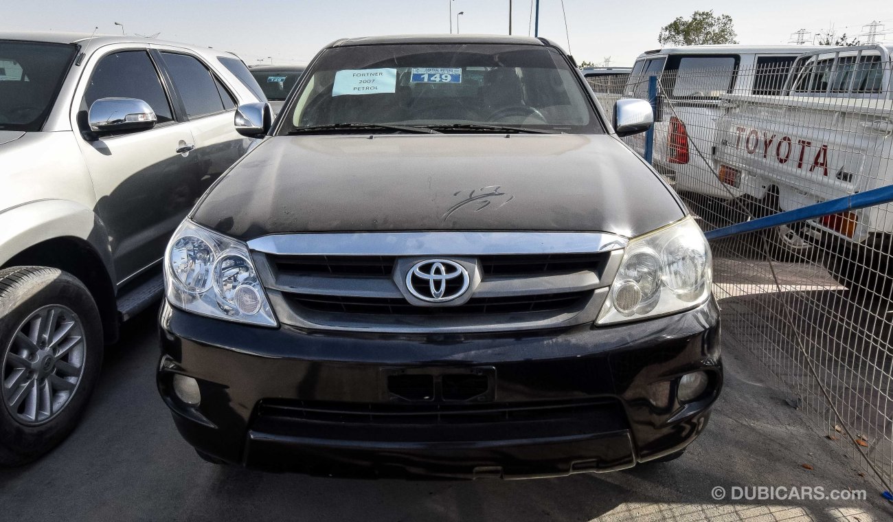 Toyota Fortuner 2.7 petrol 4 cyl for export only