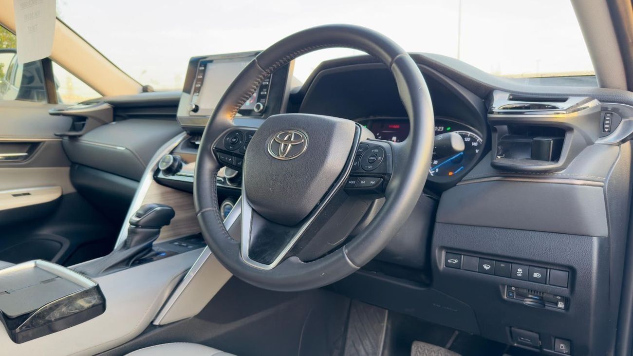 Toyota Harrier PREMIUM CONDITION  | 2021 | 2.5L HYBRID ENGINE | RHD | AT | ELECTRIC SEAT | PUSH START ENGINE | REAR