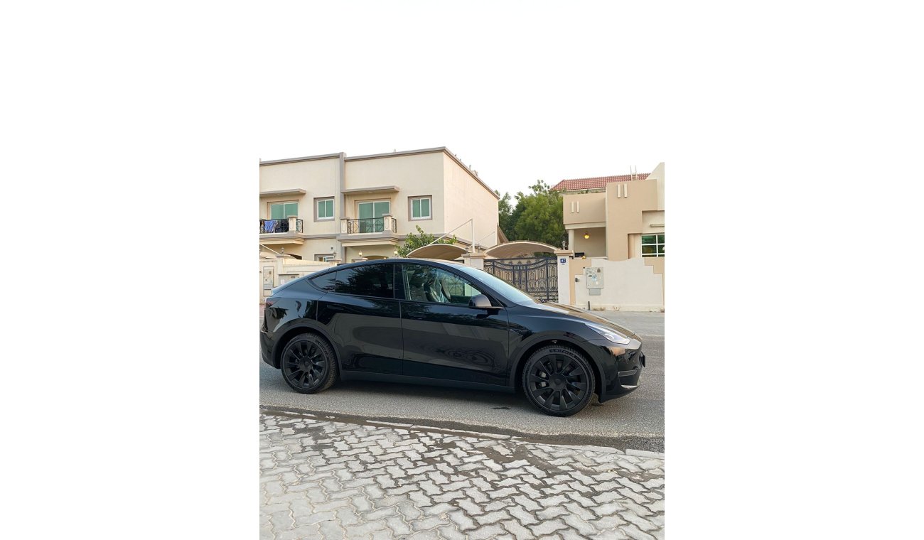 Tesla Model Y Long range